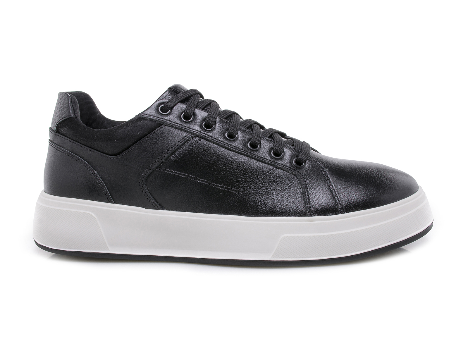 OMD65415-NS00 NEW SOFT PRETO UNIS OMODA EVA PRETO/ALVEJADO